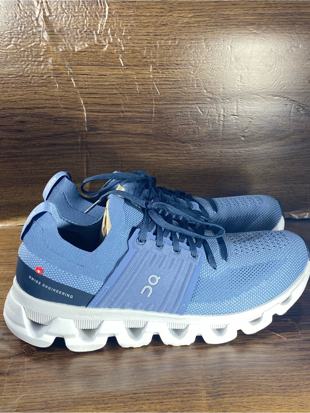 On Cloud Cloudswift women’s shoe size 10